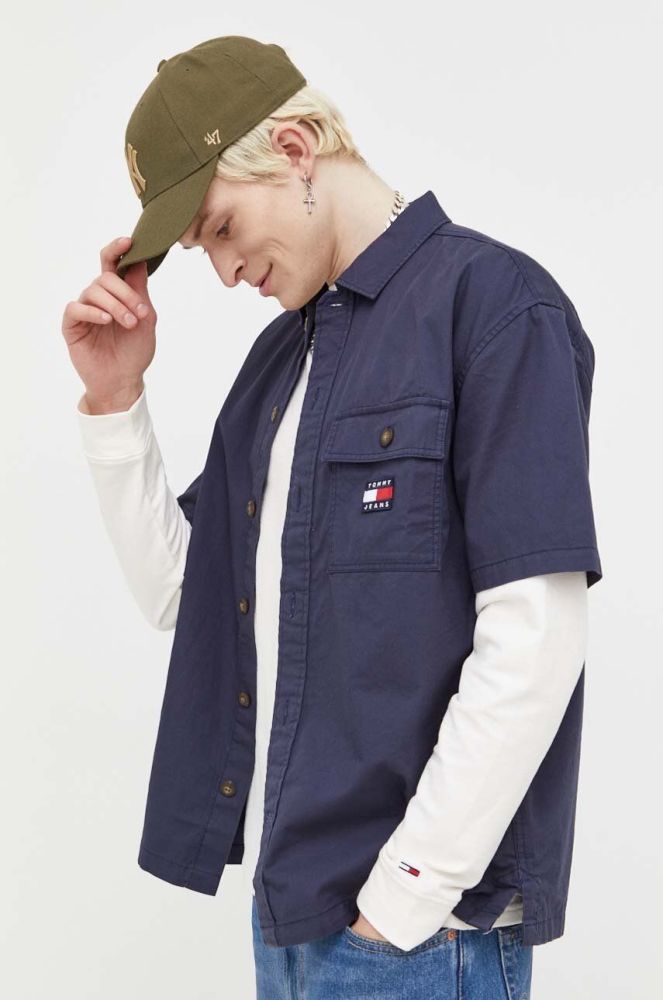Бавовняна сорочка Tommy Jeans чоловіча колір синій relaxed класичний комір (3281847)