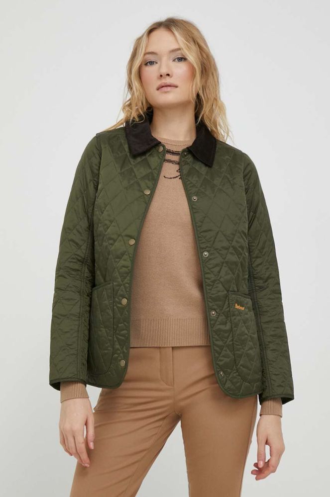 Куртка Barbour жіноча колір зелений перехідна (3485977)
