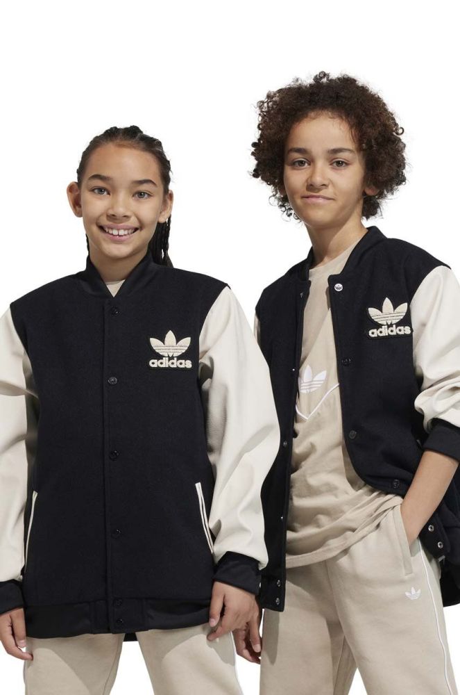 Дитяча куртка-бомбер adidas Originals колір чорний